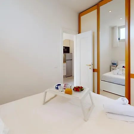 Casa Marisol By Bookinggardalake Appartement