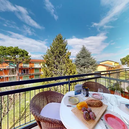 Casa Marisol By Bookinggardalake Appartement Manerba del Garda