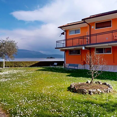 Casa Marisol By Bookinggardalake *