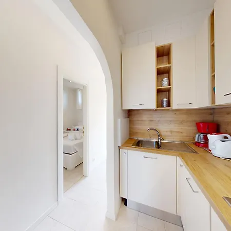 Casa Marisol By Bookinggardalake Apartment